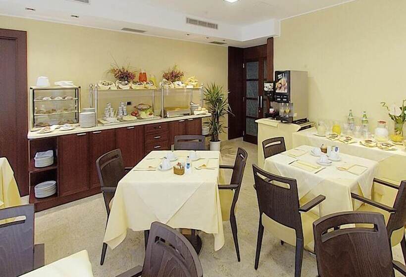 ホテル Tiffany Milano