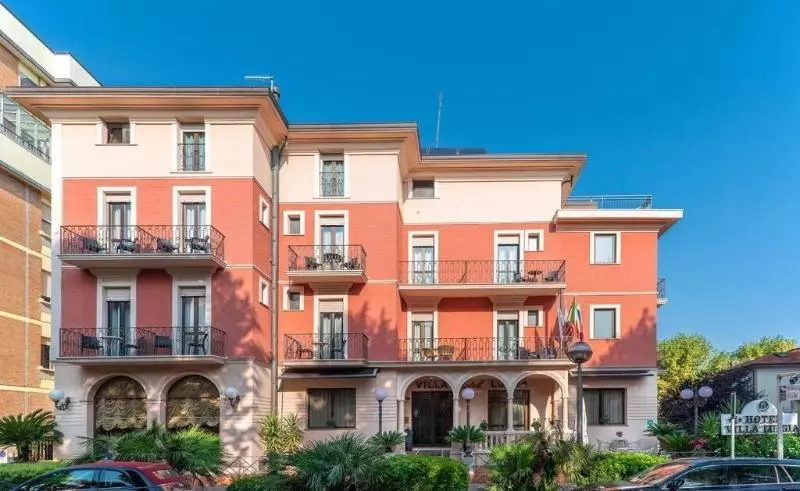 هتل Villa Luigia
