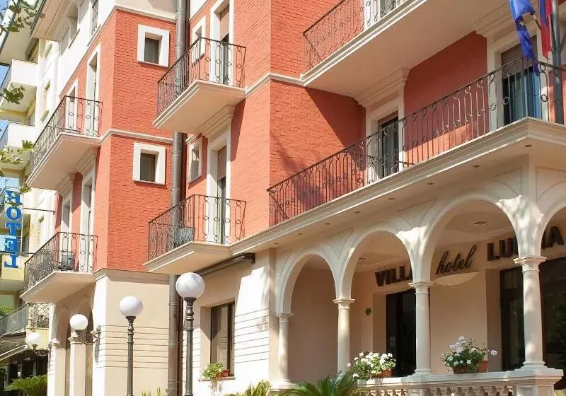 هتل Villa Luigia