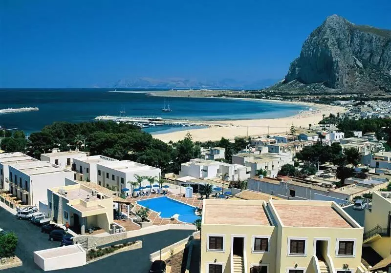 هتل Villaggio Cala Mancina