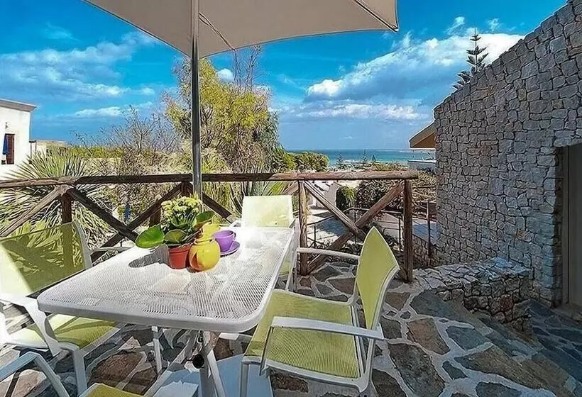 هتل Villaggio Cala Mancina