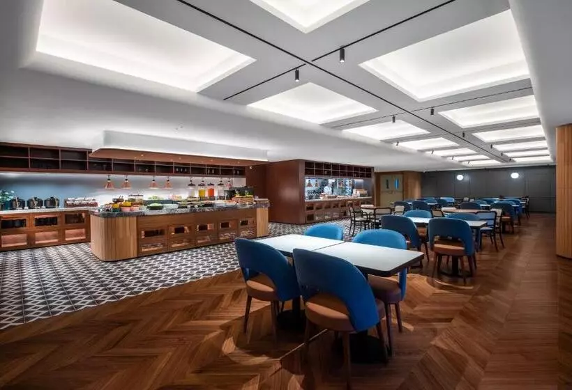 Intercity Hotel Guangzhou East Railway Station