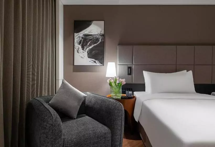 Intercity Hotel Guangzhou East Railway Station