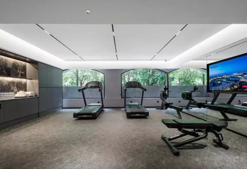 Intercity Hotel Guangzhou East Railway Station