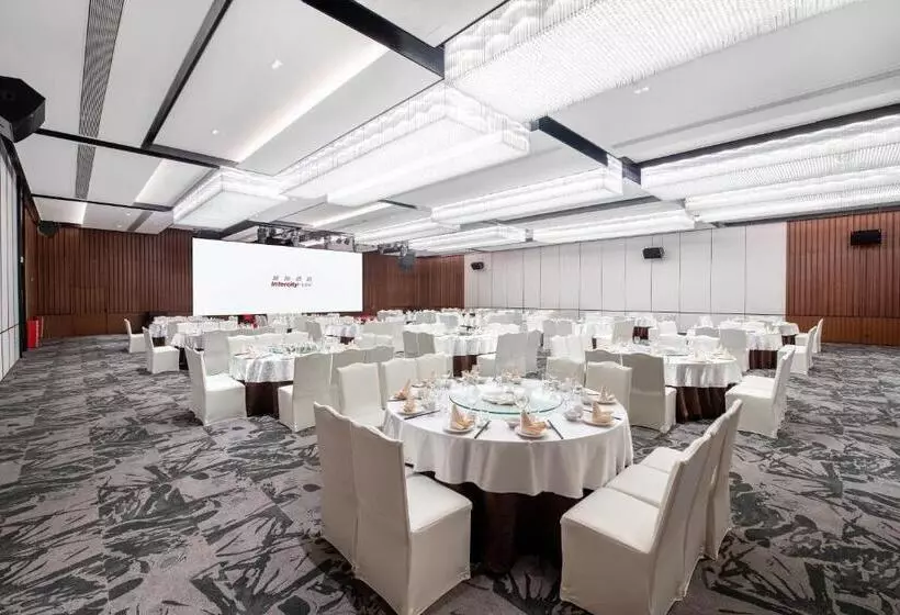 Intercity Hotel Guangzhou East Railway Station