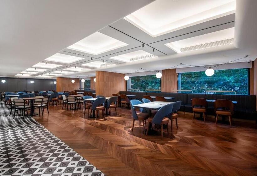 Intercity Hotel Guangzhou East Railway Station