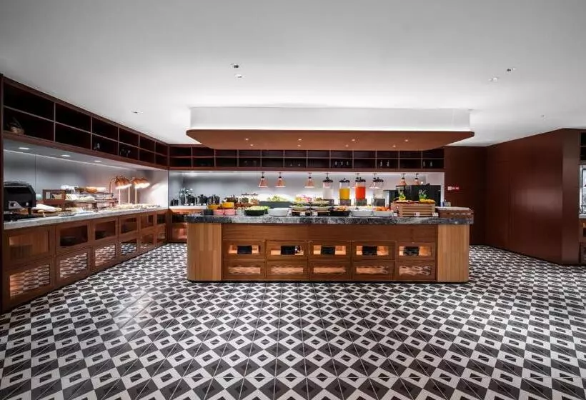 Intercity Hotel Guangzhou East Railway Station