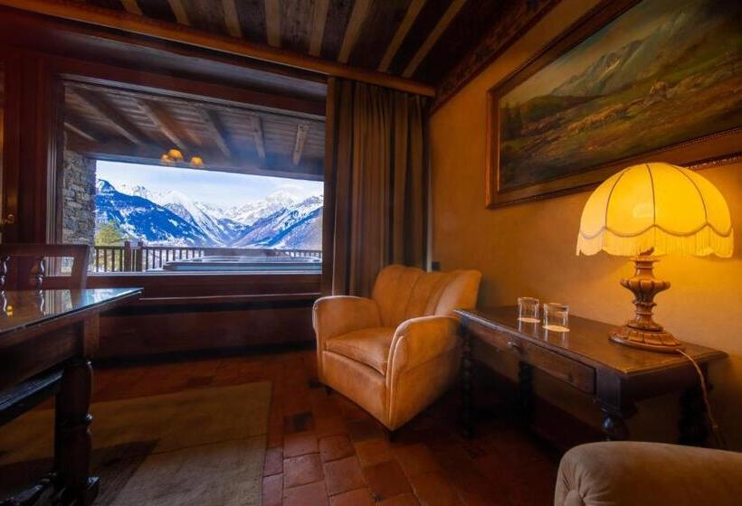 Relais Mont Blanc Hotel & Spa