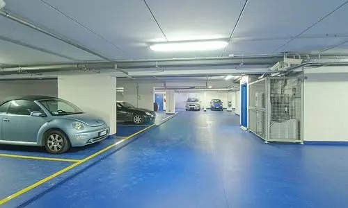 White Palace Hotel & Residence