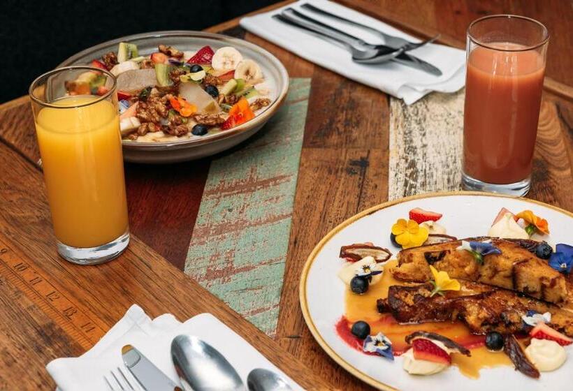 Alto Hotel On Bourke