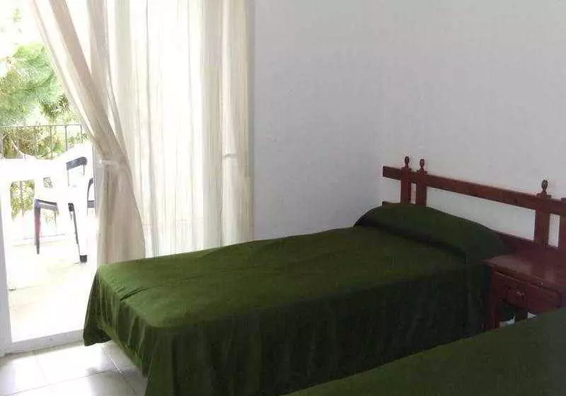 Apartamentos Fenals Park