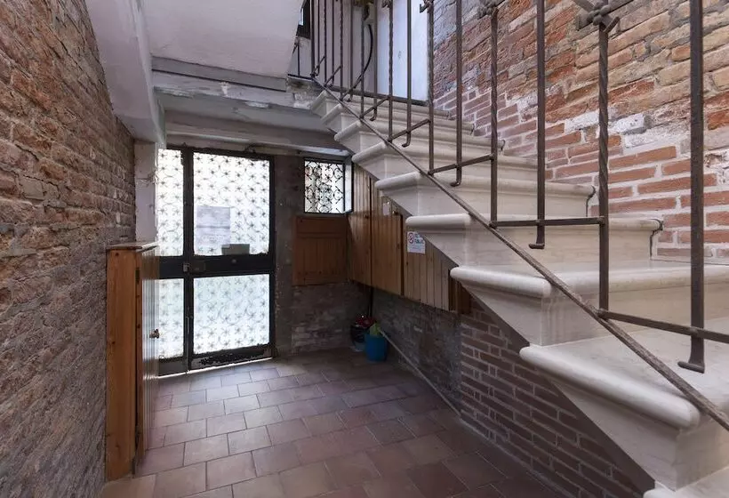 تختخواب و صبحانه Casa Del Melograno