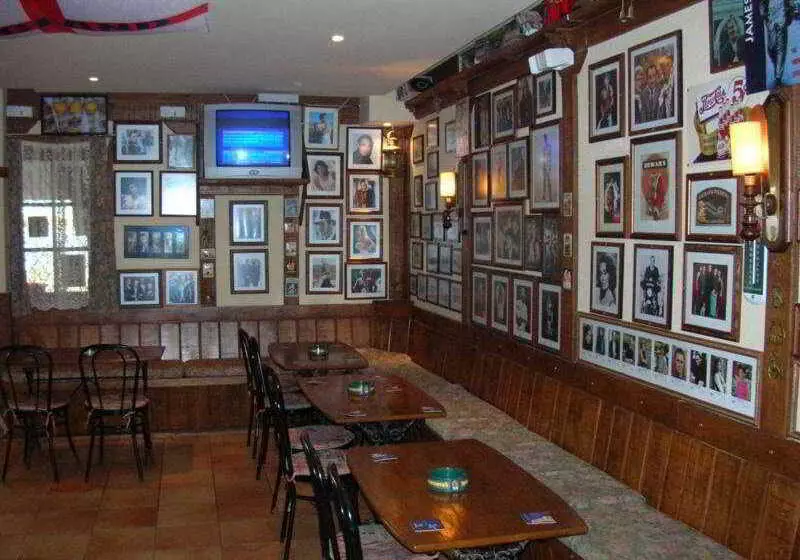 El Cortijo Apartments