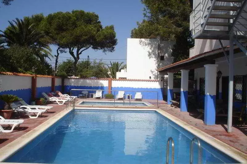 El Cortijo Apartments