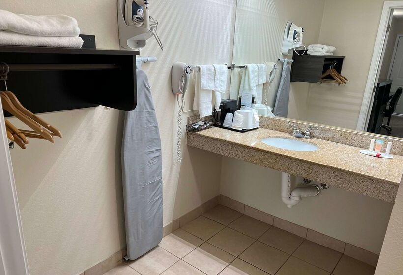 Motel 6 Macon, Ga I 475