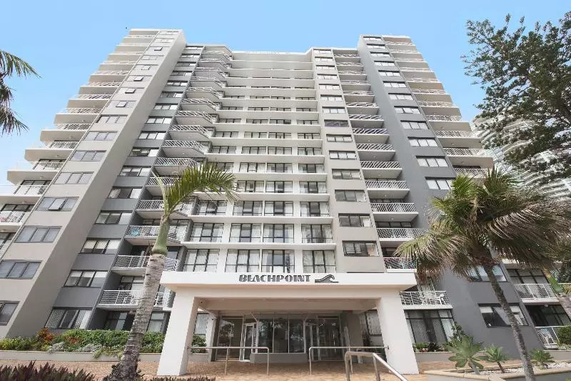 Hotel Breakfree Beachpoint