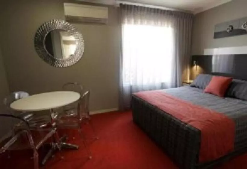 ホテル Cattlemans Country Motor Inn & Serviced Apartments