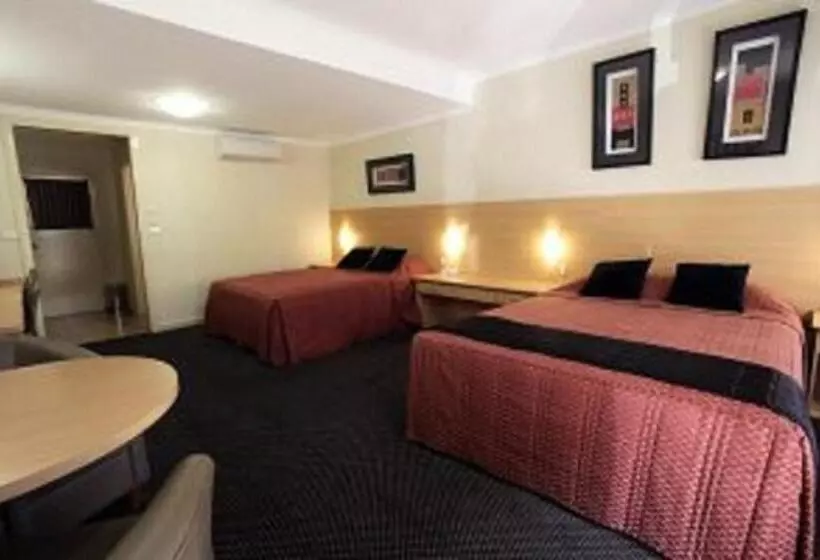 ホテル Cattlemans Country Motor Inn & Serviced Apartments