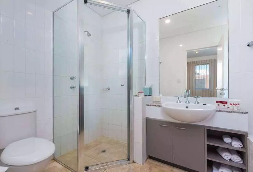 Отель Club Wyndham Perth, Trademark Collection By Wyndham