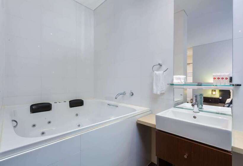 בית מלון כפרי Club Wyndham Perth, Trademark Collection By Wyndham