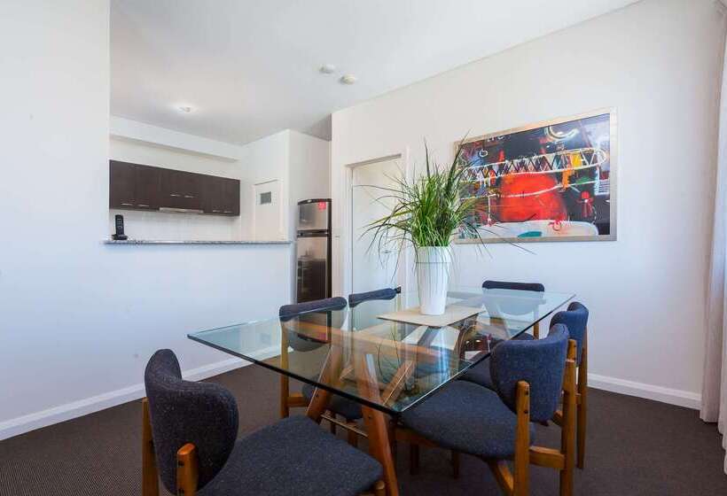 בית מלון כפרי Club Wyndham Perth, Trademark Collection By Wyndham