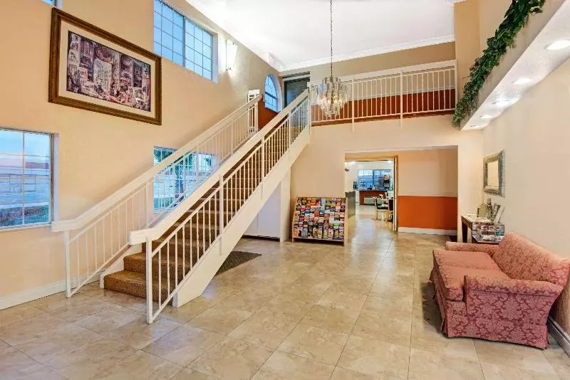 ホテル Days Inn By Wyndham San Antonio Airport