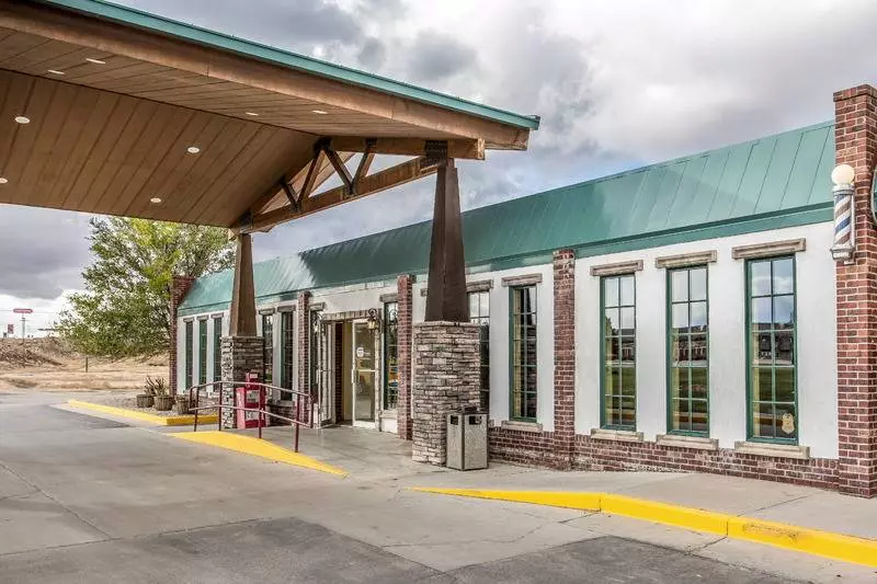 Отель Econo Lodge