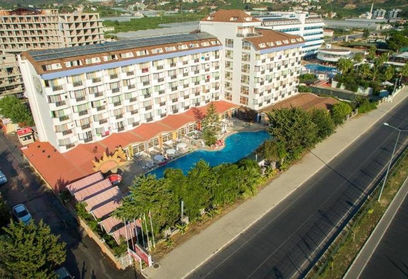 First Class Hotel   All Inclusive