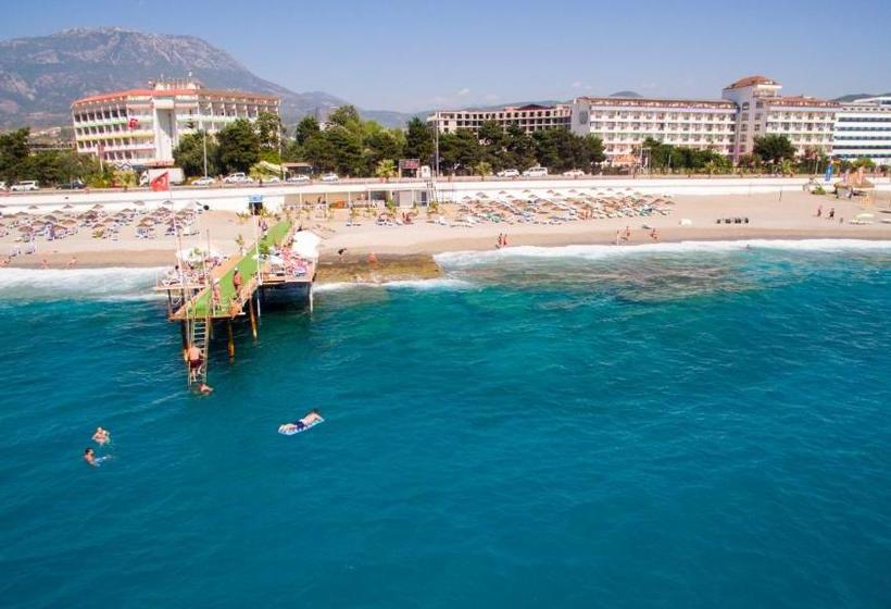 First Class Hotel   All Inclusive