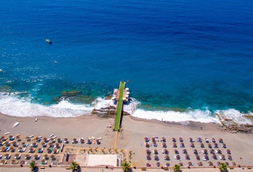 First Class Hotel   All Inclusive