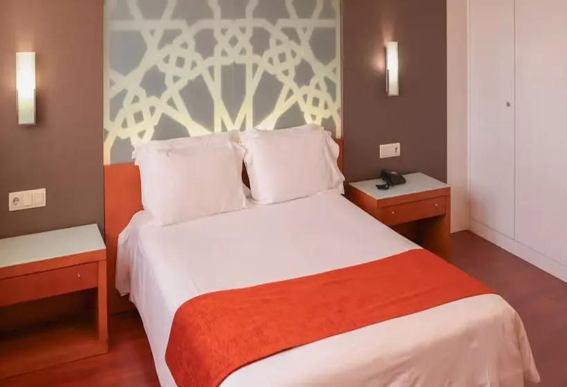 ホテル Granada Palace, Affiliated by Meliá