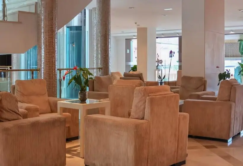 ホテル Granada Palace, Affiliated by Meliá