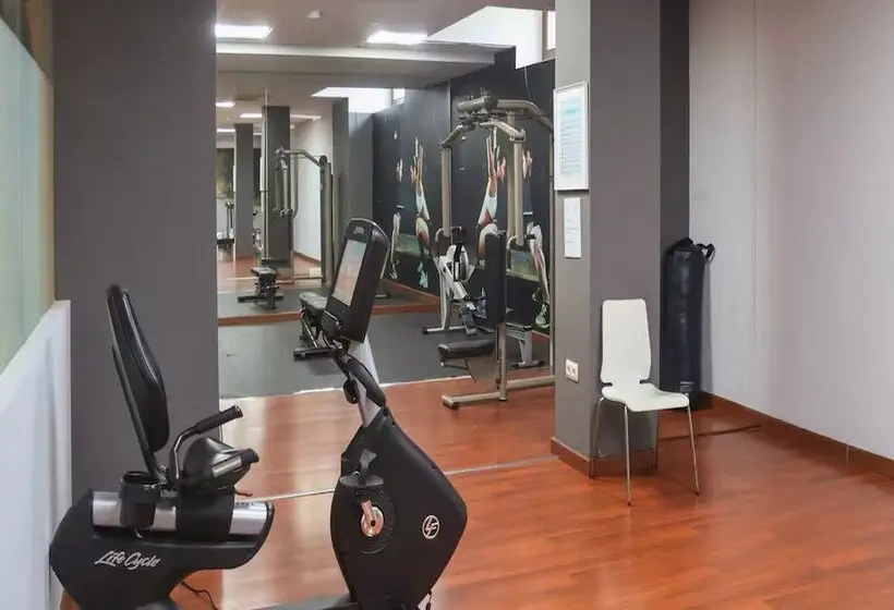 ホテル Granada Palace, Affiliated by Meliá