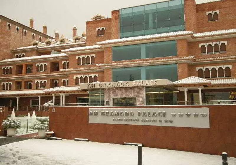 酒店 Granada Palace
