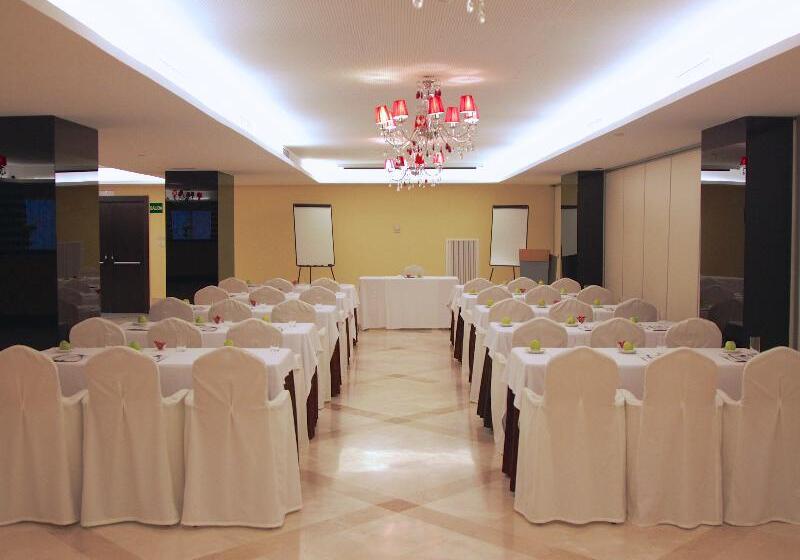 فندق Granada Palace