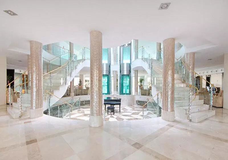 酒店 Granada Palace