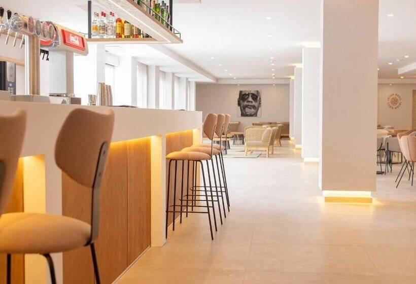 בית מלון כפרי HM Isabela - Adults Only