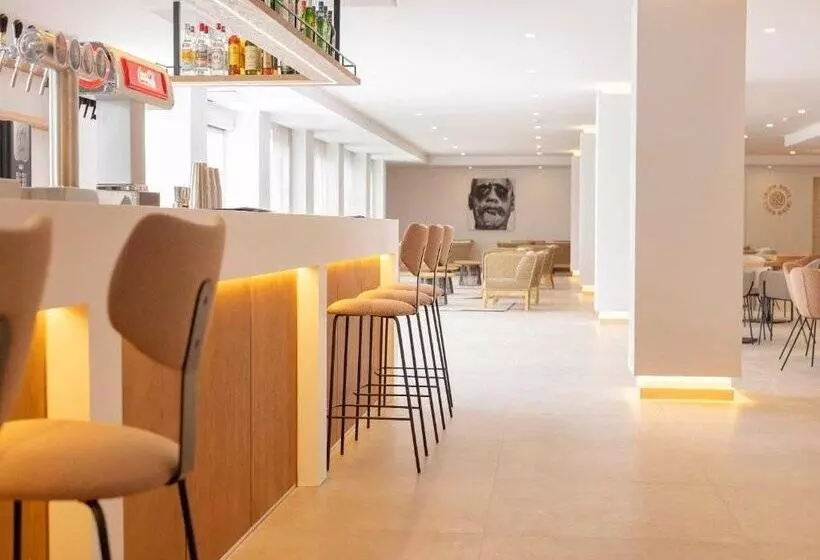 Hotelli HM Isabela - Adults Only