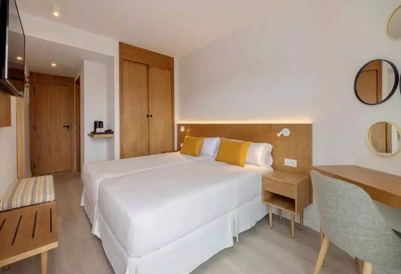 Hotelli HM Isabela - Adults Only