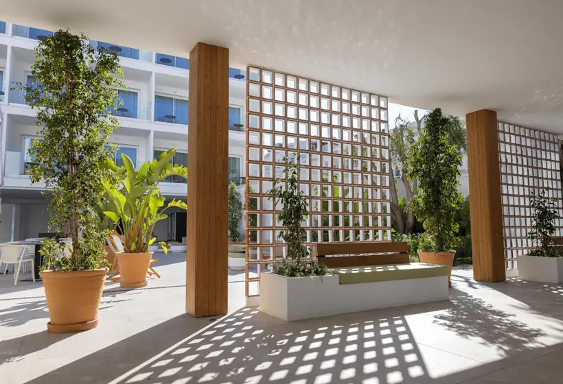 Hotelli HM Isabela - Adults Only