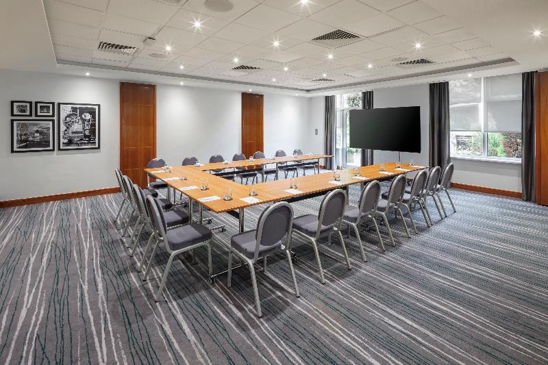 ホテル Holiday Inn Gloucester   Cheltenham, An Ihg