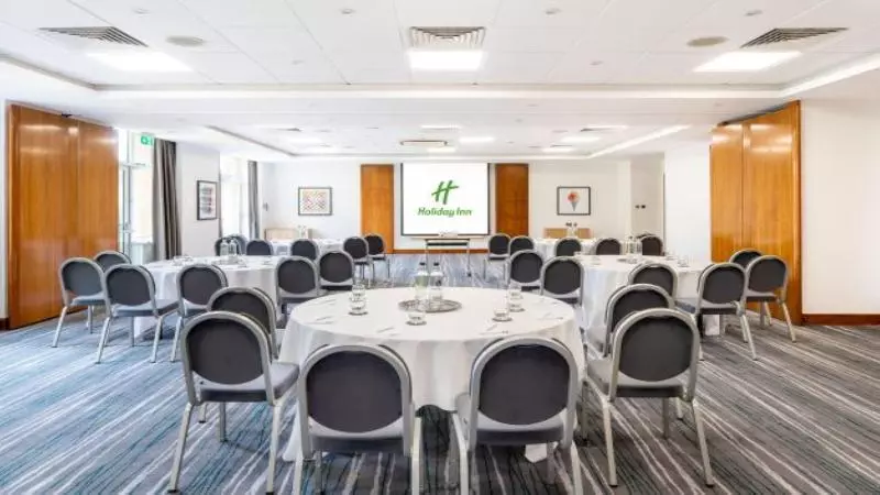 Отель Holiday Inn Gloucester Cheltenham, An Ihg