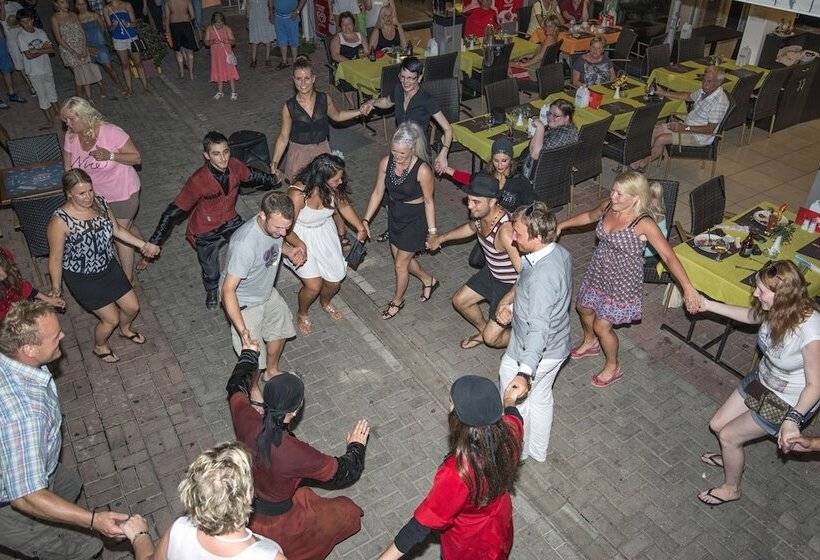 فندق Kleopatra Bebek