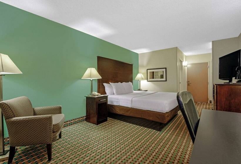 فندق La Quinta Inn By Wyndham Columbia Se / Fort Jackson