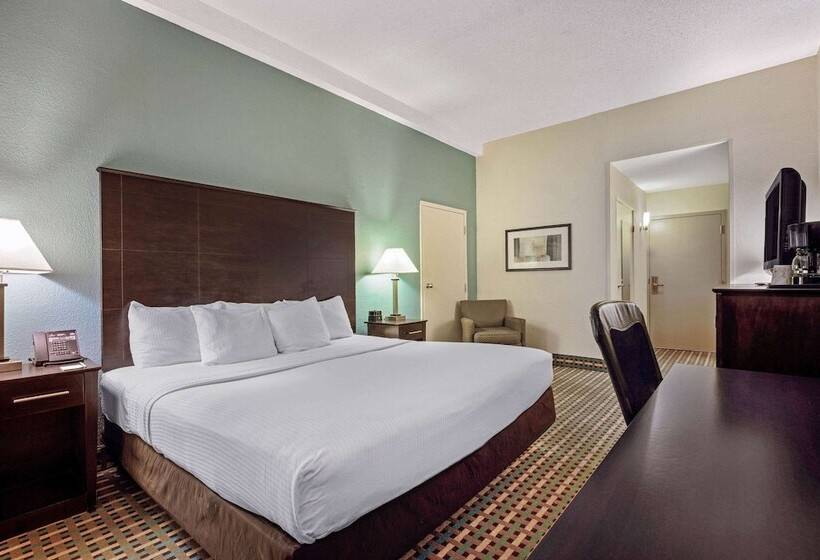 فندق La Quinta Inn By Wyndham Columbia Se / Fort Jackson