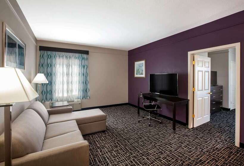 호텔 La Quinta By Wyndham Lubbock North