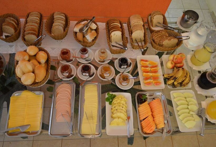 Hotel Lago Das Pedras