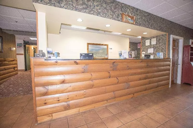 Отель Lake Chatuge Lodge