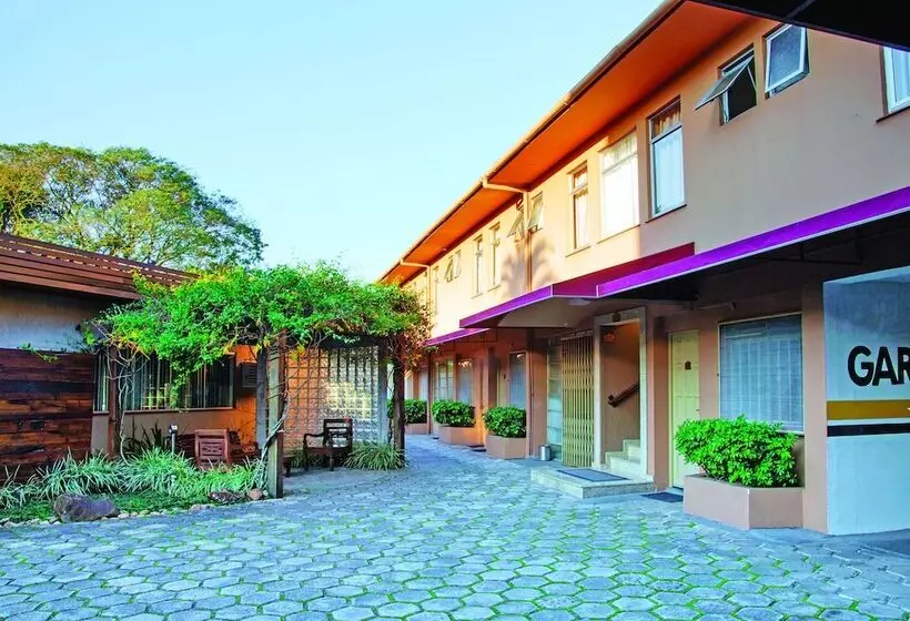 בית מלון כפרי Lira