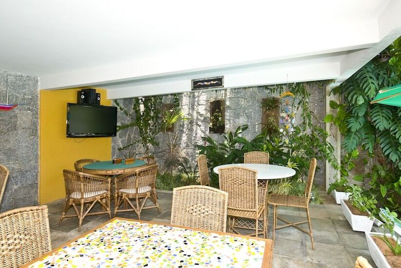 هتل Pousada Castanheira